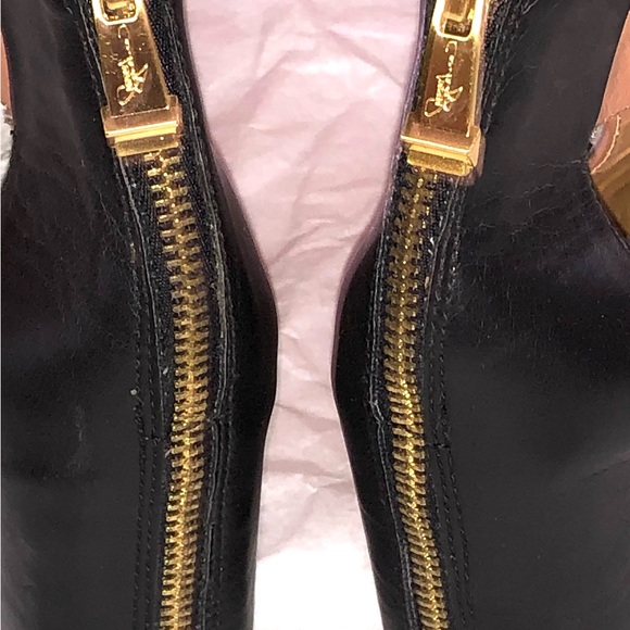 Authentic Beautiful NWOT Report Signature Bryanna Leather Peep Toe Booties sz 7 - Picture 5 of 6